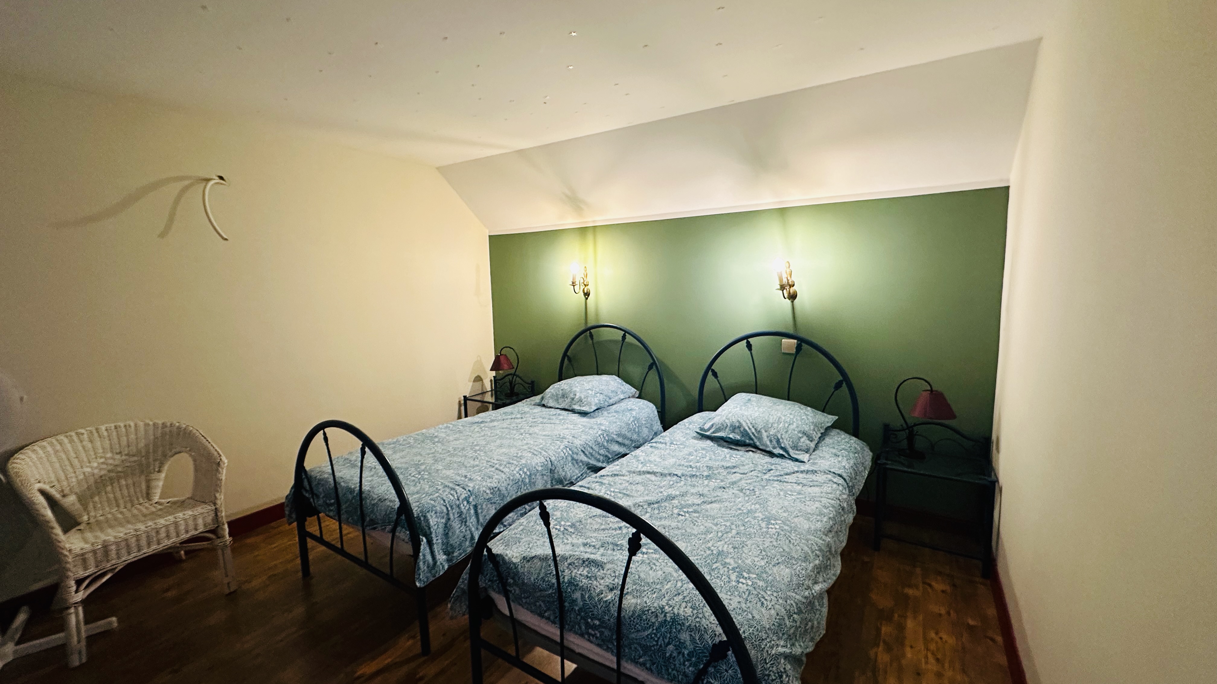 Lits simples chambre familiale Ménéstrel Le Perchoir Montélimar